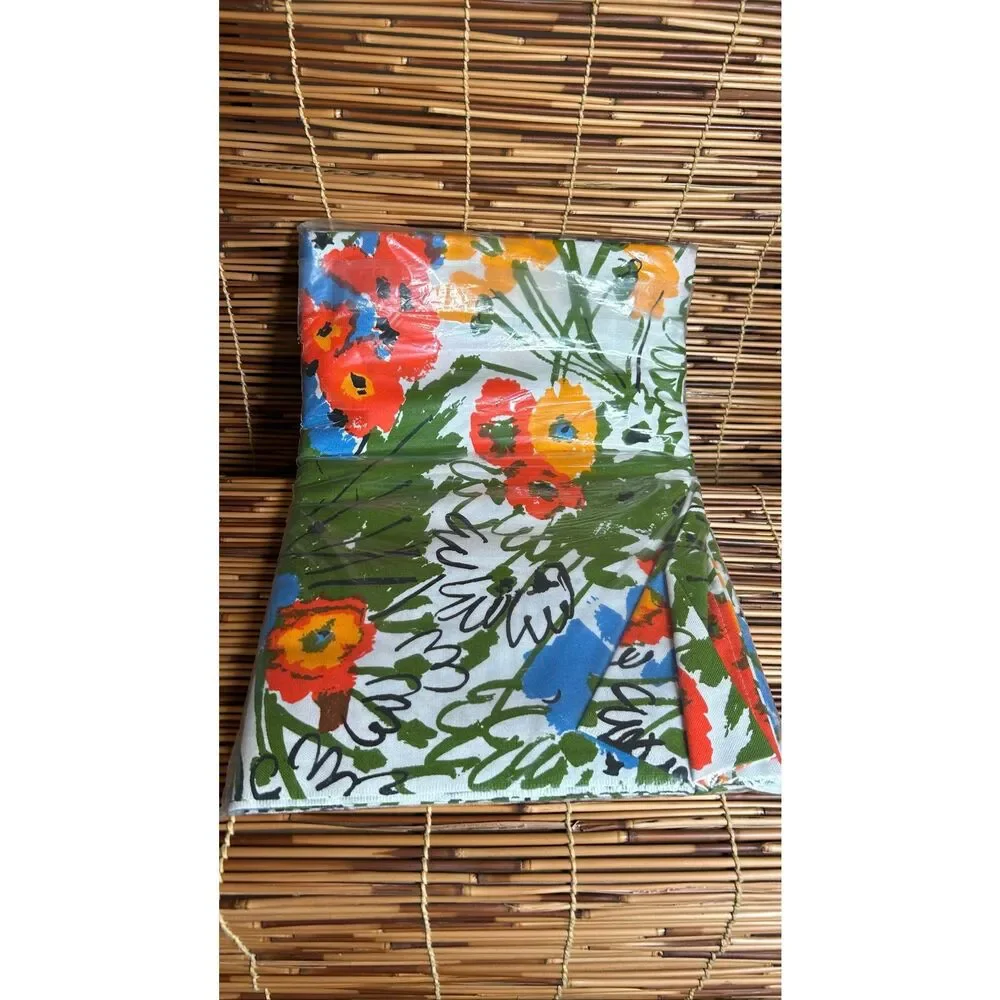 VERA NEUMANN Press Style 50203 60x84 Vintage NIP Tablecloth Bright Floral Colors